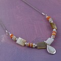 Free indicative info on Lovely wedgwood Sterling Silver Mother of Pearl Teardrop Necklace (Peru)