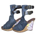 Muk Luks Women's Sun Luks Denim/ Watercolor Flower Wedge Peep Toes