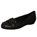 B. Makowsky Women's Bluewash Flats