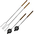 Accommodating guide on Cast iron Buffalo Tools BBQ Fork and Round Pie Iron Set