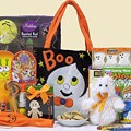 Spooky Sweets & Treats Halloween Kids Gift Basket