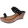 Refresh by Beston Women's 'Summer-01' Black Wedge Sandals