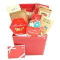 Mother's Day Cheer Deluxe Gift Basket with $20 Gift Card