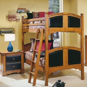 Kids' room with bunk bed