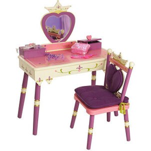 Kid's princess table