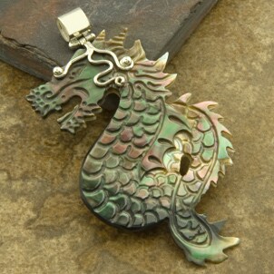 Men's dragon jewelry pendant made of green and red mother of pearl